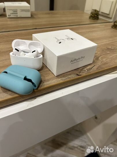 Наушники Airpods pro