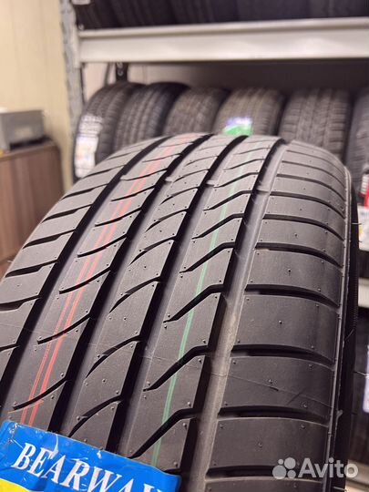 Bearway BW388 215/55 R17 125H