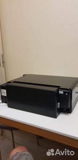 Принтер-сканер a3 Epson L7180 на запчасти