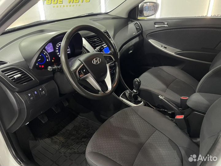 Hyundai Solaris 1.6 МТ, 2013, 132 469 км