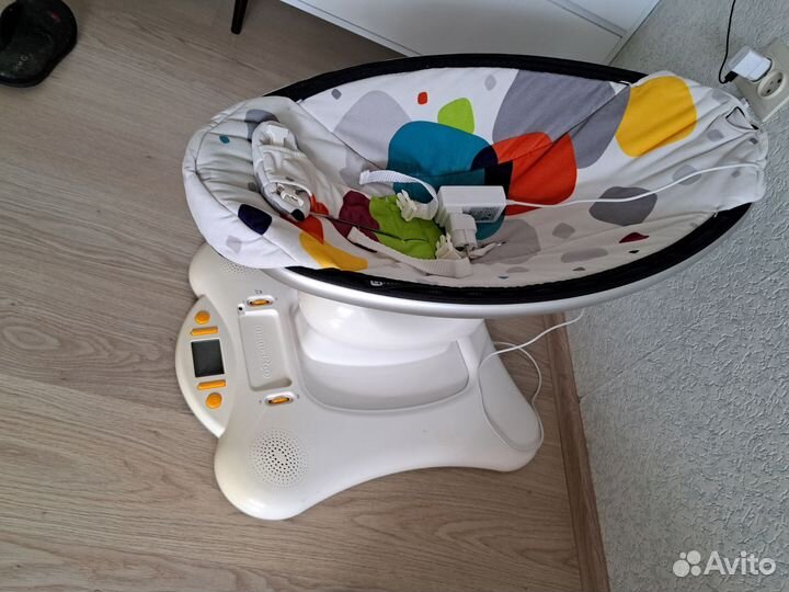 Детские электронные качели 4moms