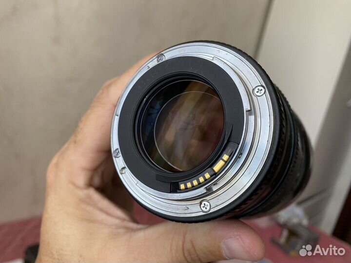 Canon RP body + Canon EF 85 mm 1.8