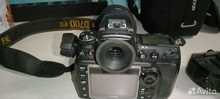 Зеркальный фотоаппарат nikon D700