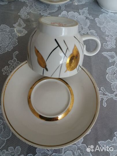 Посуда из серванта