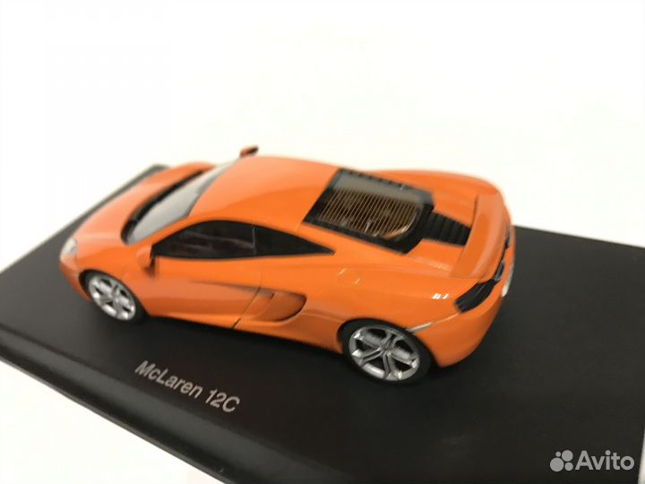 Модель McLaren 12C 1/43 AutoArt