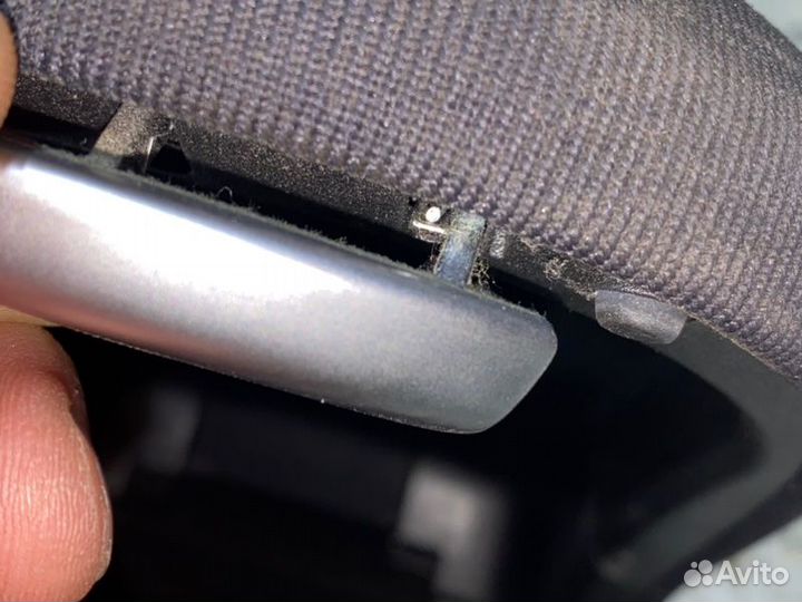 Подлокотник Nissan Primera P12 QG18DE 2006