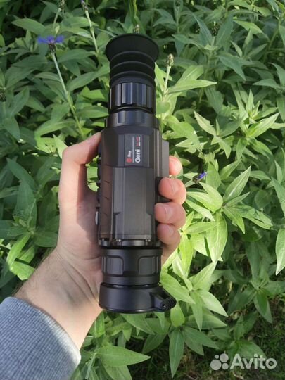 Тепловизор с дальномером iray geni 35R