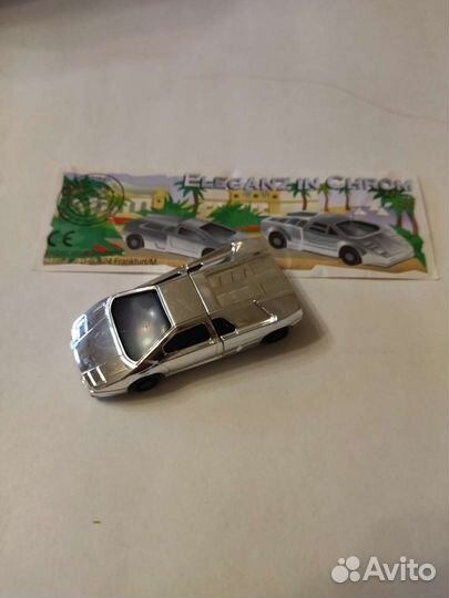 Машинки из киндеров