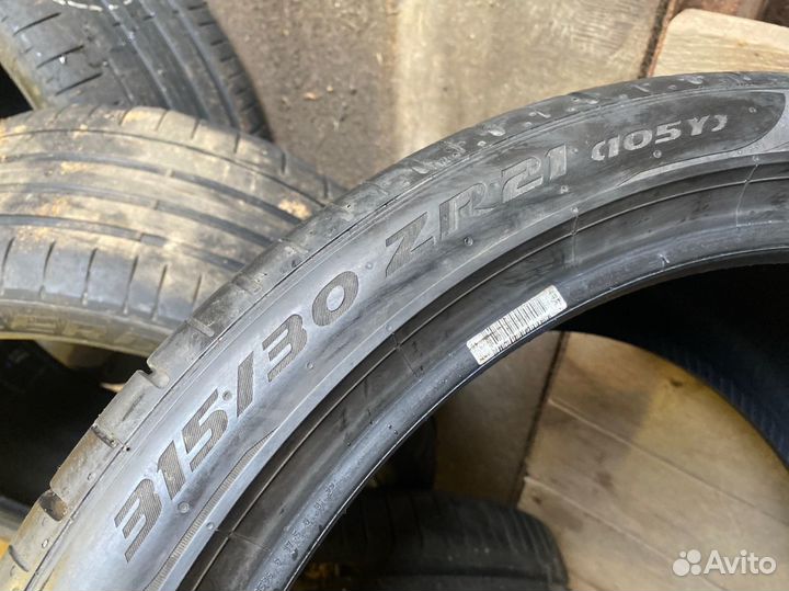 Pirelli P Zero 275/35 R21 и 315/30 R21 105Y