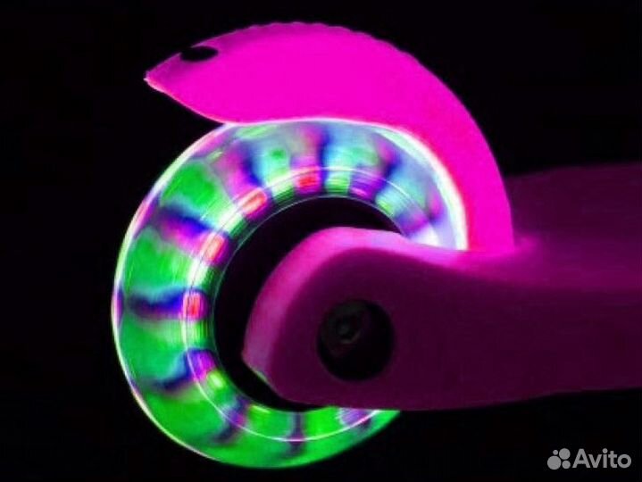 Самокаты трёхколёсные LED-колёса. Большой выбор