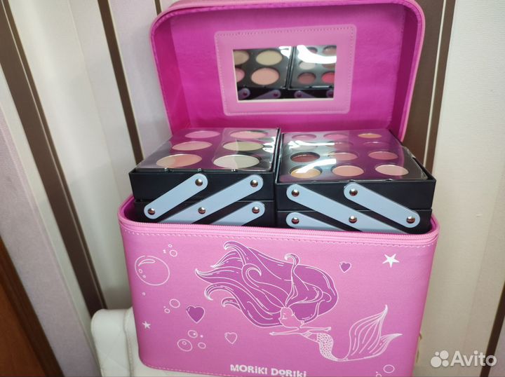 Набор для макияжа Moriki Doriki