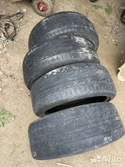 Резина летняя r18 215/40 dunlop