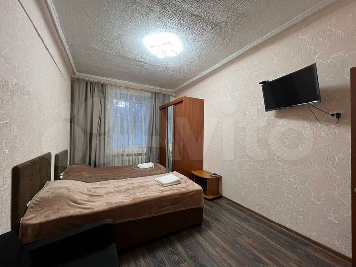 2-к. квартира, 55 м², 2/4 эт.