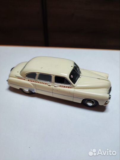 Модель автомобиля Зим-12А / масштаб 1:43
