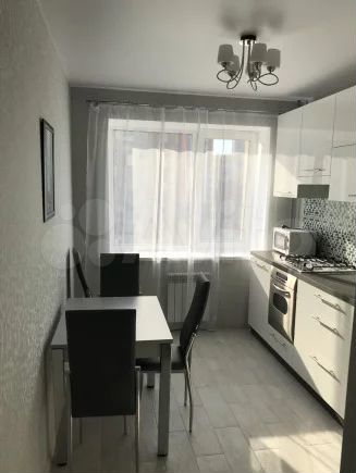 2-к. квартира, 65 м², 5/10 эт.