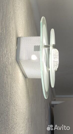 Светильник настенный