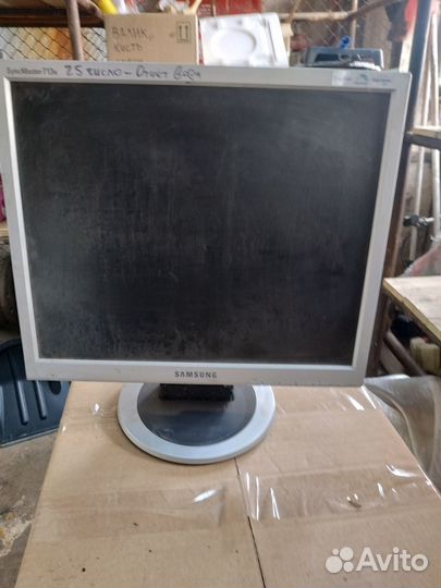 Монитор на запчасти