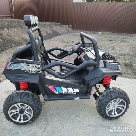 Электромобиль RiverToys Багги Т888тт 4WD черный