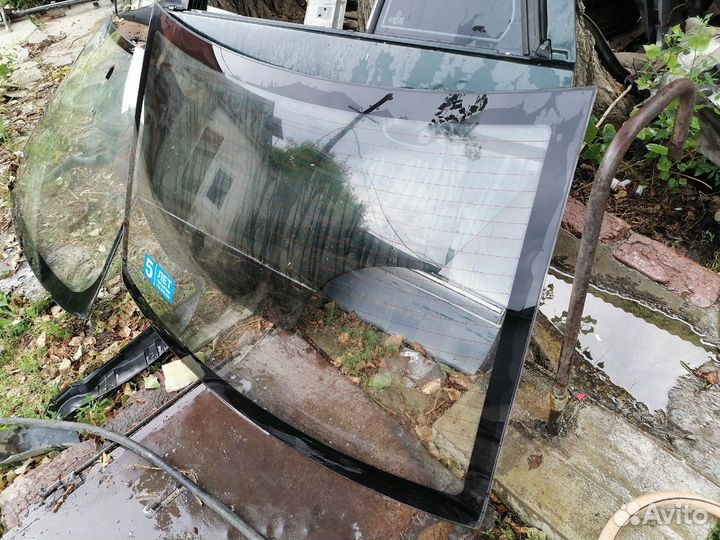 Стекло заднее lifan solano 2