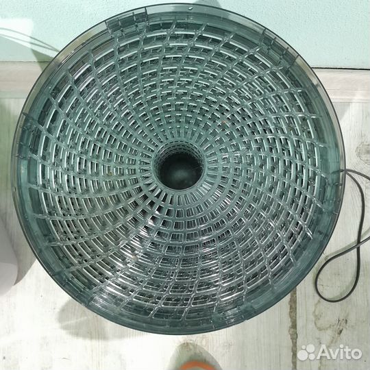 Электросушилка для фруктов и овощей 5 и 6 секций