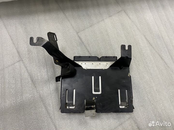 Электронный блок управления двигателя Ауди тт 8N