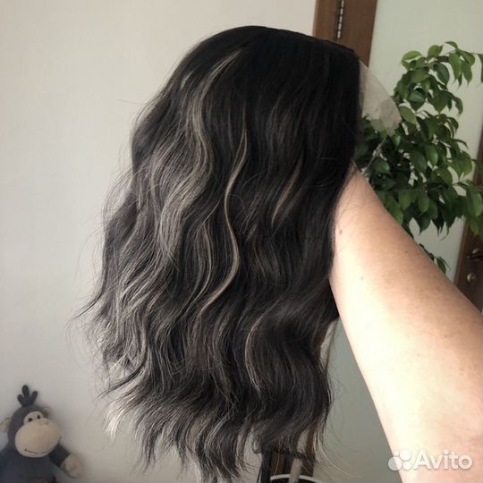 Парик без челки новый