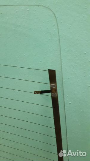 Стекло заднее на москвич 2141