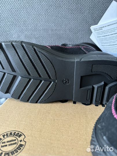 Ботинки зимние 29 размер на девочку новые