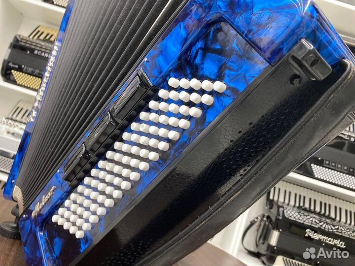 Аккордеон Weltmeister Meteor 3/4