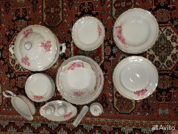 Столовый сервиз Коростень