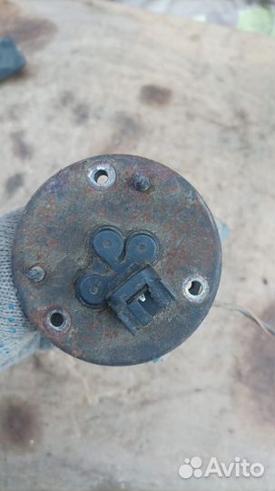 Мицубиси Диамант с 91г - бензонасос, датчик