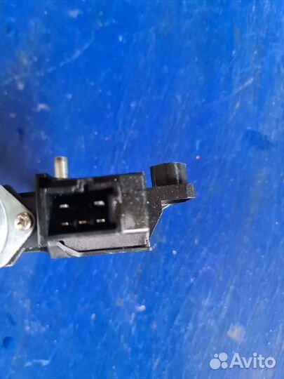 Мотор заднего стеклоподъемника Mercedes W213