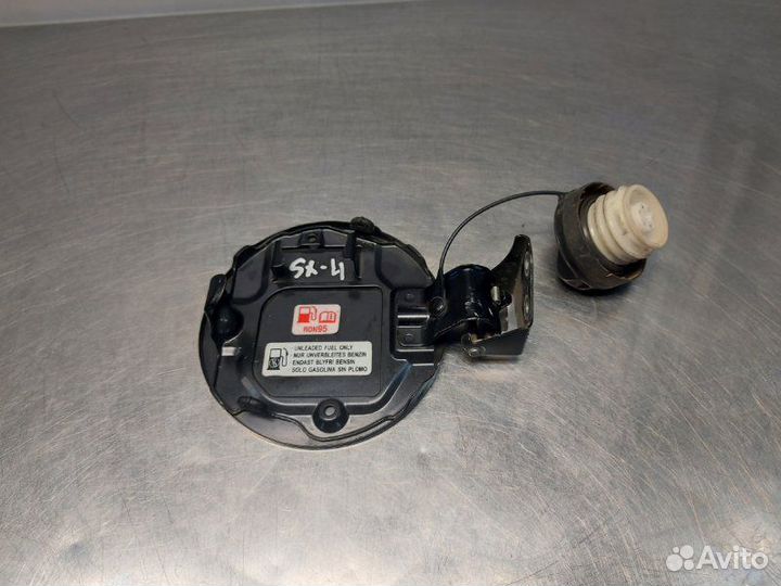 Лючок бензобака Suzuki Sx4 GYA M16A 2013
