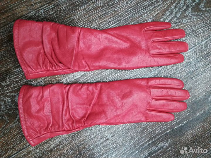 Кожаные удлиненные перчатки