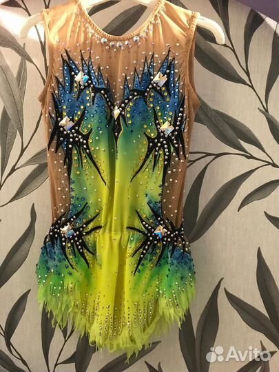 Купальник для художественной гимнастики