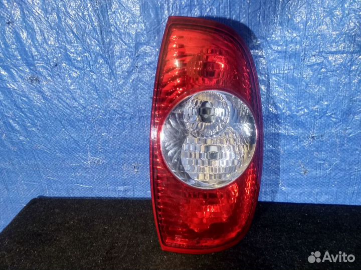 Фонарь правый Chevrolet Niva