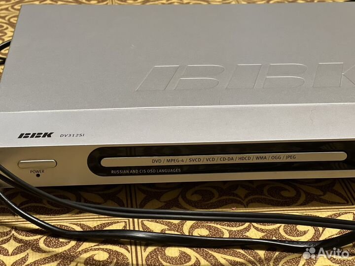 DVD-магнитофон BBK DV312SI