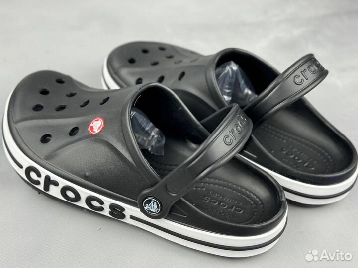 Шлепки Crocs мужские черные