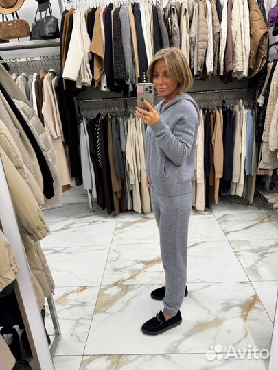 Трикотажный костюм loro piana