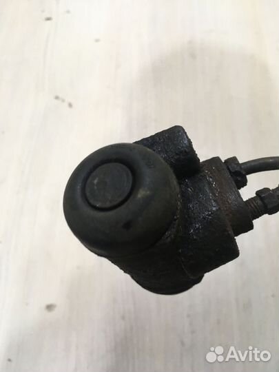 Тормозной цилиндр задний BMW 3 e46