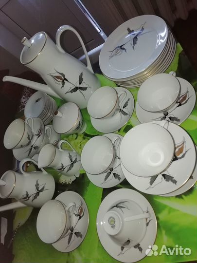 Столовый сервиз гдр Черная роза на 9 персон