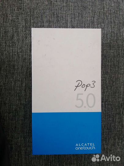 Телефон Alcatel One Touch Pop3