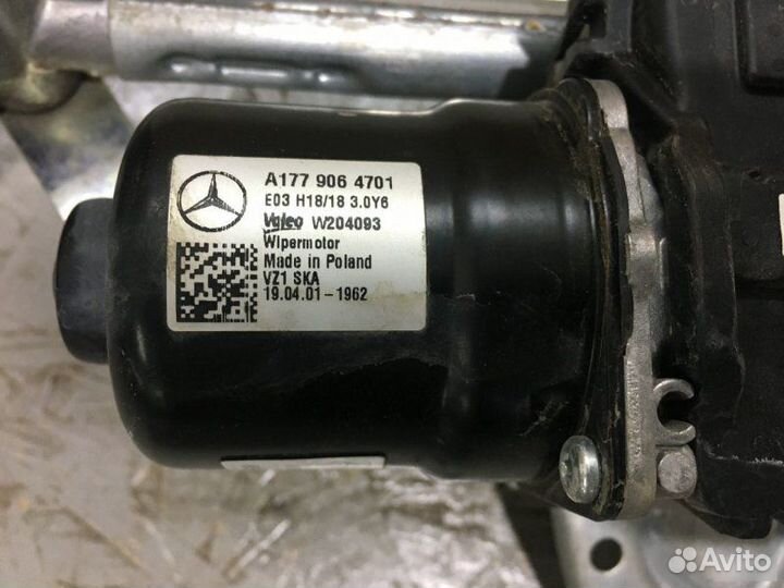 Моторчик дворника Mercedes A200 W177 1.3L 282.914