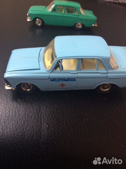 Модель автомобиля Москвич-412 Медпомощь