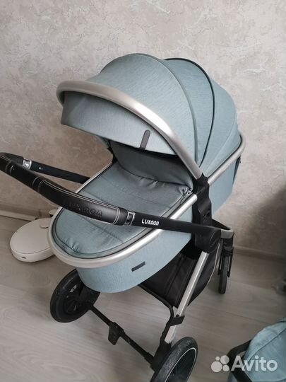 Коляска Luxmom 750 3 в 1