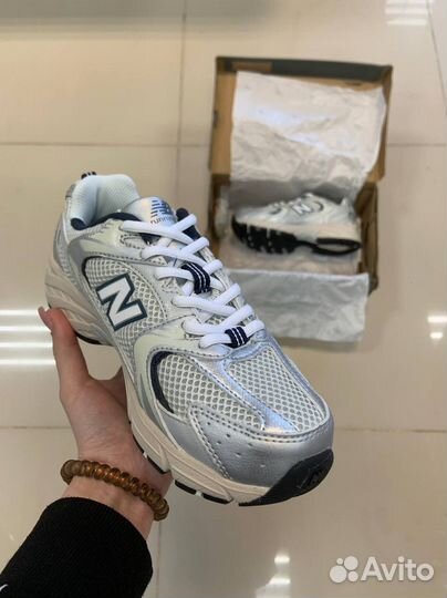 Кроссовки new balance 530