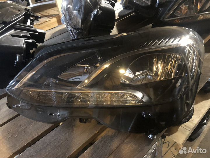 Фара мерседес 212 рестайлинг галоген