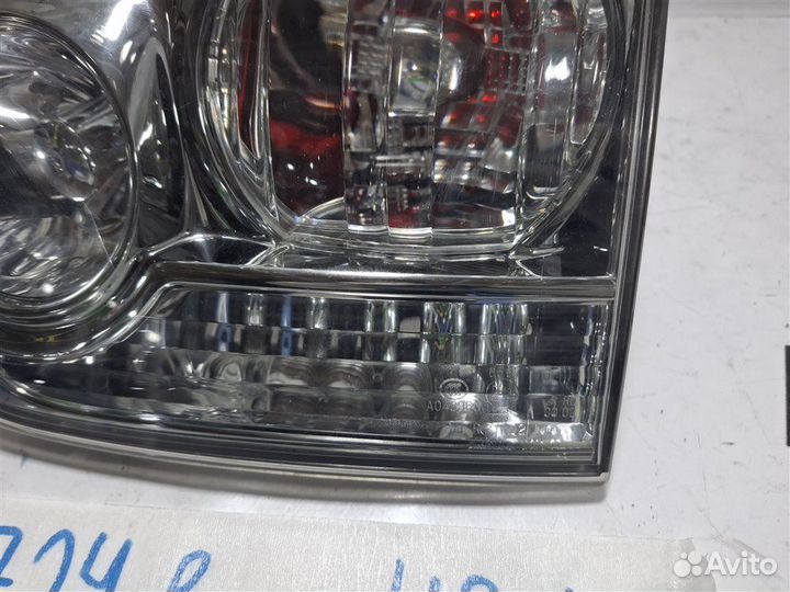 Стоп-сигнал правый Toyota Harrier GSU35W 2GR-FE