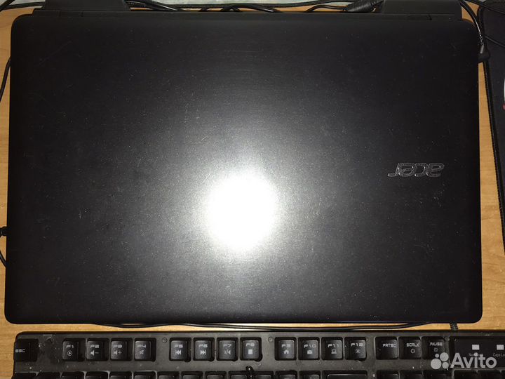 Acer Aspire E1-572G