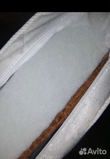 Новый матрас круглый в детскую кроватку